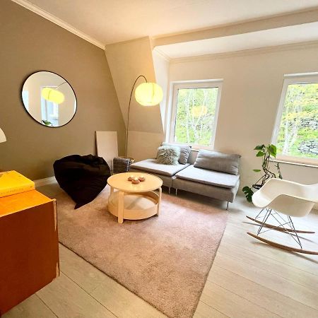 Charming Apartment In Alesund Center With Free Parking Exterior photo