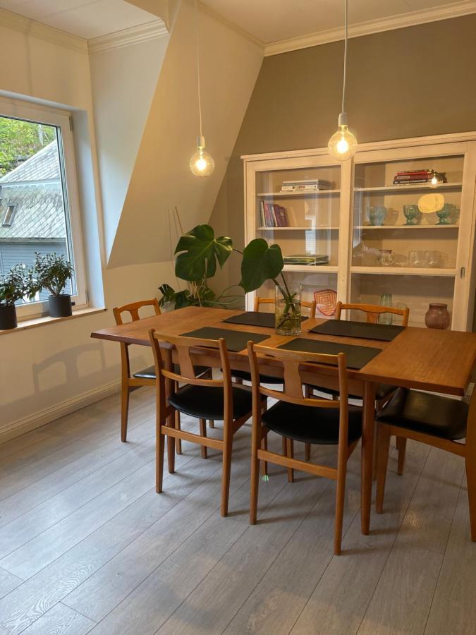 Charming Apartment In Alesund Center With Free Parking Exterior photo