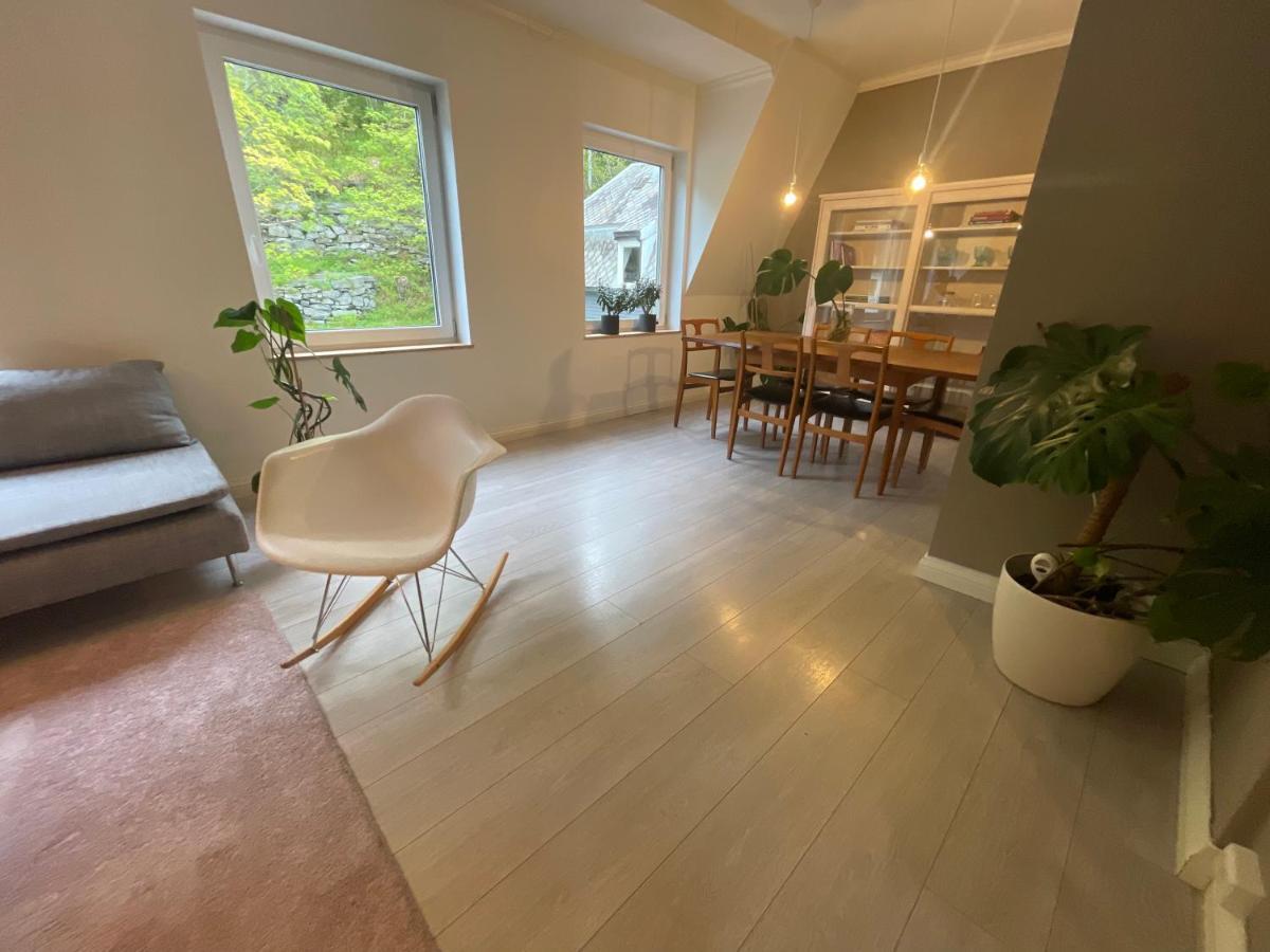 Charming Apartment In Alesund Center With Free Parking Exterior photo
